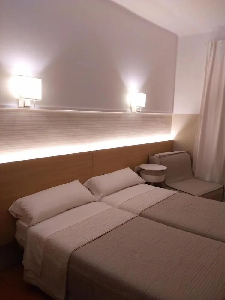 Can Setmanes Blanes 3*,